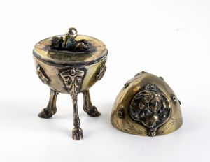 Uovo in argento  - Asta Argenti, avori, coralli e altri oggetti d'arte provenienti da importanti collezioni private - Associazione Nazionale - Case d'Asta italiane
