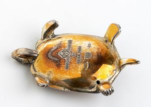 CESA : Tartaruga italiana in argento e smalti  - Asta Argenti, avori, coralli e altri oggetti d'arte provenienti da importanti collezioni private - Associazione Nazionale - Case d'Asta italiane
