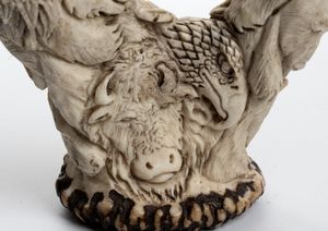 Scultura in corno di cervo  - Asta Argenti, avori, coralli e altri oggetti d'arte provenienti da importanti collezioni private - Associazione Nazionale - Case d'Asta italiane