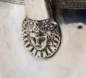 Raffaele Parascandolo : Caffettiera italiana in argento  - Asta Argenti, avori, coralli e altri oggetti d'arte provenienti da importanti collezioni private - Associazione Nazionale - Case d'Asta italiane