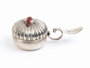 Stoppiniera Italiana in argento  - Asta Argenti, avori, coralli e altri oggetti d'arte provenienti da importanti collezioni private - Associazione Nazionale - Case d'Asta italiane