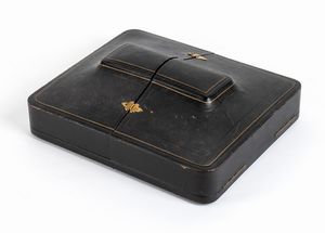 William Cumming : Importante calamaio vittoriano  inglese in argento  - Asta Argenti, avori, coralli e altri oggetti d'arte provenienti da importanti collezioni private - Associazione Nazionale - Case d'Asta italiane