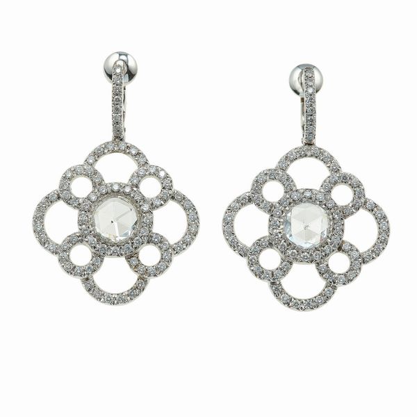 Pederzani. Orecchini con diamanti taglio rosa per ct 1.44 e diamanti taglio brillante per ct 1.22  - Asta Fine Jewels - Associazione Nazionale - Case d'Asta italiane