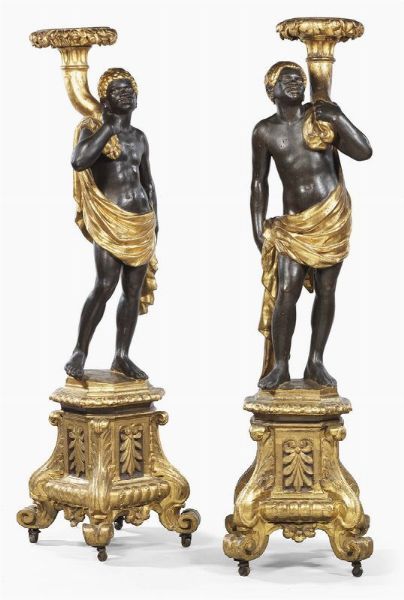 Coppia di sculture in legno intagliato, dorato e policromo  - Asta ARREDI E DIPINTI ANTICHI - Associazione Nazionale - Case d'Asta italiane