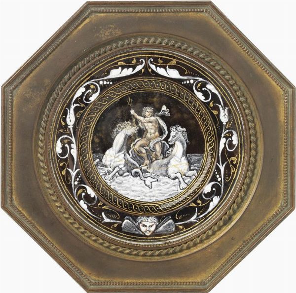 Alzata in bronzo dorato a otto lati con piatto in smalto Limoges come medaglione  - Asta ARREDI E DIPINTI ANTICHI - Associazione Nazionale - Case d'Asta italiane