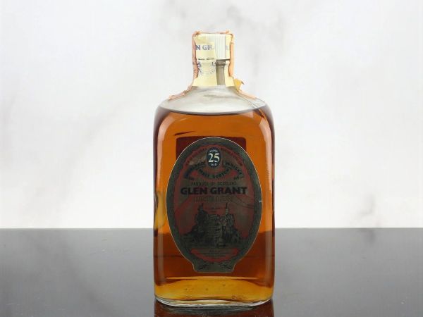 Glen Grant Director’s Reserve  - Asta Spring Spirits - Whisky Rari e da Collezione - Associazione Nazionale - Case d'Asta italiane