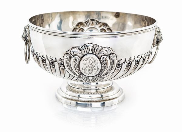 Coppa centrotavola, Londra, argentieri Mappin and Webb  - Asta Argenti Antichi e da Collezione - Associazione Nazionale - Case d'Asta italiane