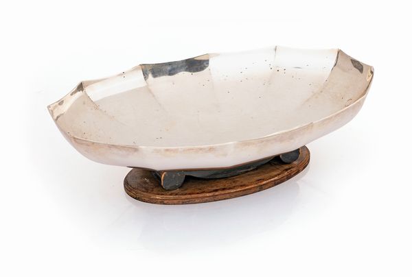 Alzatina ovale su base in legno  - Asta Argenti Antichi e da Collezione - Associazione Nazionale - Case d'Asta italiane