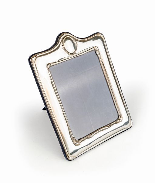 Cornice da tavolo  - Asta Argenti Antichi e da Collezione - Associazione Nazionale - Case d'Asta italiane