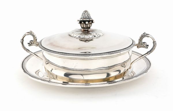 Legumiera con piatto, Parigi 1809 - 1819, argentiere Martin-Guilaume Biennais  - Asta Argenti Antichi e da Collezione - Associazione Nazionale - Case d'Asta italiane
