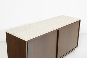 BORSANI OSVALDO (1911 - 1985) : Credenza ad ante scorrevoli perTecno, Varedo  - Asta Asta 458 | DESIGN E ARTI DECORATIVE DEL NOVECENTO Online - Associazione Nazionale - Case d'Asta italiane