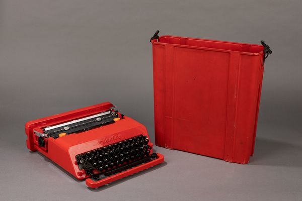 Ettore Sottsass Jr : Valentine  - Asta Design e Arti Decorative - Associazione Nazionale - Case d'Asta italiane