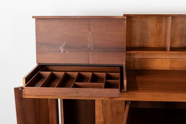 Silvio  Coppola : Credenza  - Asta Design e Arti Decorative - Associazione Nazionale - Case d'Asta italiane