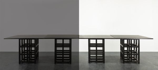 Charles Rennie  Mackintosh : Coppia di tavoli  - Asta Design e Arti Decorative - Associazione Nazionale - Case d'Asta italiane