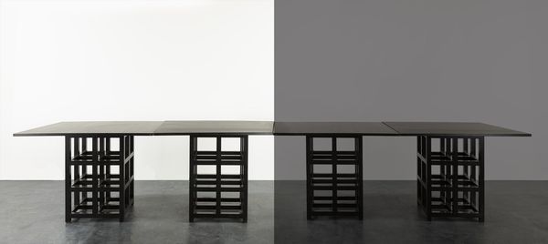 Charles Rennie  Mackintosh : Coppia di tavoli  - Asta Design e Arti Decorative - Associazione Nazionale - Case d'Asta italiane