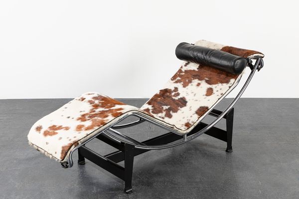 Le Corbusier (Charles-Édouard Jeanneret, detto) -  Jeanneret, Pierre, : Chaise longue  - Asta Design e Arti Decorative - Associazione Nazionale - Case d'Asta italiane