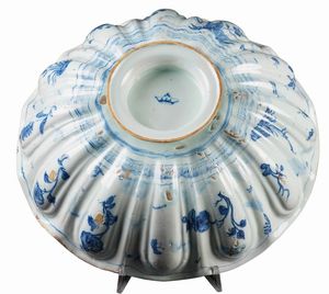 Catino Bacellato <BR>Albissola, Fabbrica Conrado, ottavo decennio del XVII secolo<BR>  - Asta Maioliche e Porcellane da Collezione - Associazione Nazionale - Case d'Asta italiane