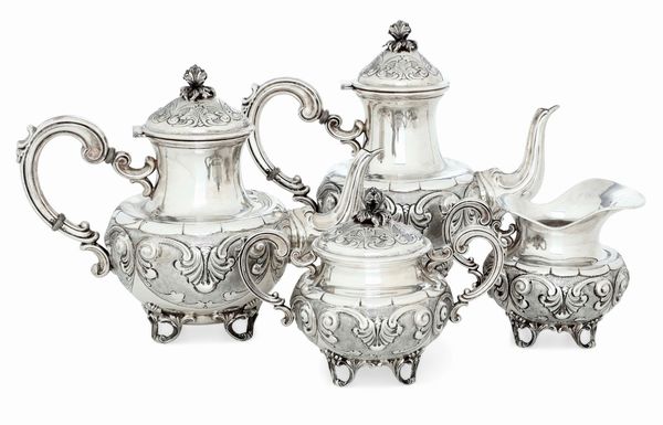 Servizio da t� e caff�. Argenteria artistica italiana del XX secolo. Argentiere Peruggia & C. , Alessandria  - Asta Argenti da collezione | Antichi - Associazione Nazionale - Case d'Asta italiane