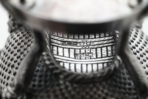 Rara zuccheriera neoclassica. Palermo, XVIII-XIX secolo. Marchio della citt� di Palermo e del console (non identificato)  - Asta Argenti da collezione | Antichi - Associazione Nazionale - Case d'Asta italiane