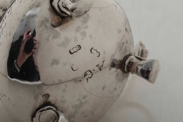 Stoppiniera. Argento fuso e sbalzato. Venezia seconda met� del XVIII secolo  - Asta Argenti da collezione | XX secolo - Associazione Nazionale - Case d'Asta italiane