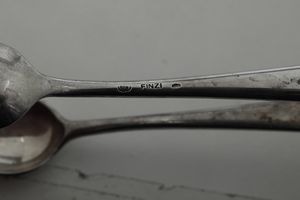 Ciotola e pinza. Argenteria artistica milanese del XX secolo. Argentiere Arrigo Finzi  - Asta Argenti da collezione | XX secolo - Associazione Nazionale - Case d'Asta italiane