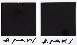 NOBUYOSHI ARAKI : Due polaroid: Bondage / Food  - Asta Fotografia - Associazione Nazionale - Case d'Asta italiane