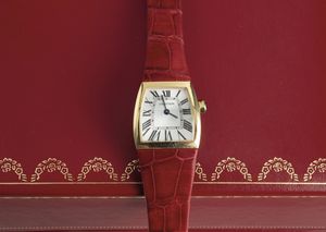 CARTIER : Elegante La Dona in oro giallo 18k, quadrante Argent� con numeri Romani, movimento al quarzo con scatola e garanzia  - Asta Orologi da Polso - Associazione Nazionale - Case d'Asta italiane