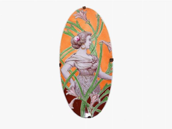 Piatto ovale in ceramica policroma  - Asta Arredi e dipinti antichi da una villa a Viareggio - Associazione Nazionale - Case d'Asta italiane