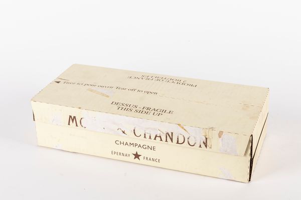 FRANCIA : Mo�t & Chandon box (2 Bt)  - Asta Vini e Distillati - Associazione Nazionale - Case d'Asta italiane