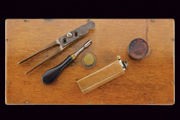 Bel revolver a luminello Deane & Son in cassetta  - Asta Una Vasta Selezione di Armi da Fuoco Americane - Associazione Nazionale - Case d'Asta italiane