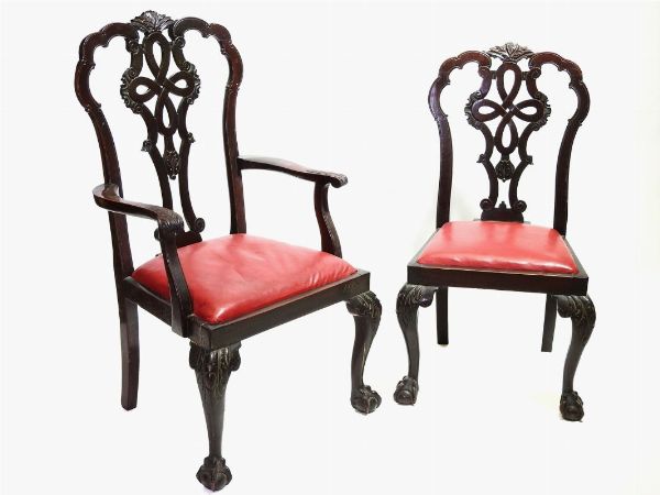 Serie di sei sedie in mogano  - Asta Arredi e dipinti antichi da una villa a Viareggio -II - Associazione Nazionale - Case d'Asta italiane