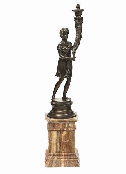 Figura di Flora con cornucopia. Fonditore del XVIII secolo da un modello della classicit� antica  - Asta Dimore Italiane - Associazione Nazionale - Case d'Asta italiane