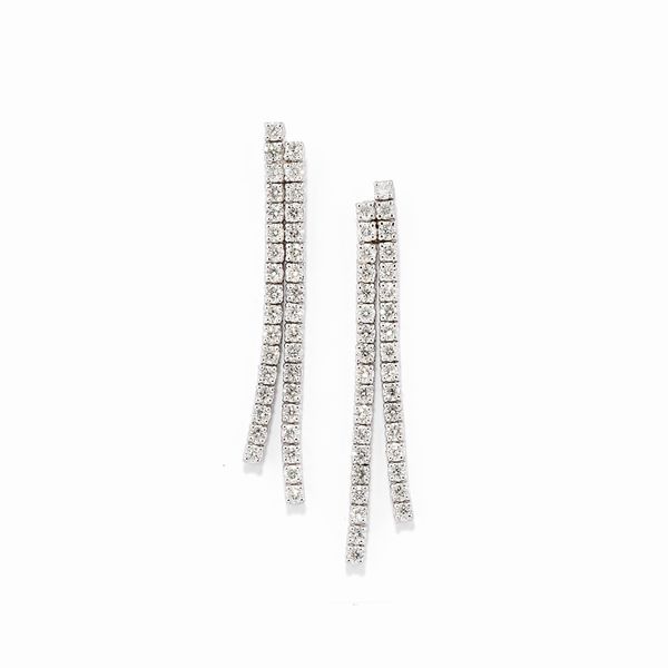 Orecchini pendenti con diamanti  - Asta Gioielli - Associazione Nazionale - Case d'Asta italiane