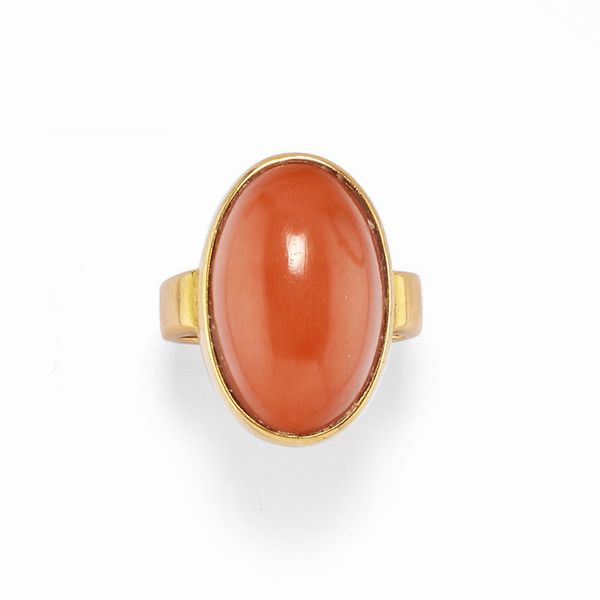 Anello con corallo  - Asta Gioielli - Associazione Nazionale - Case d'Asta italiane