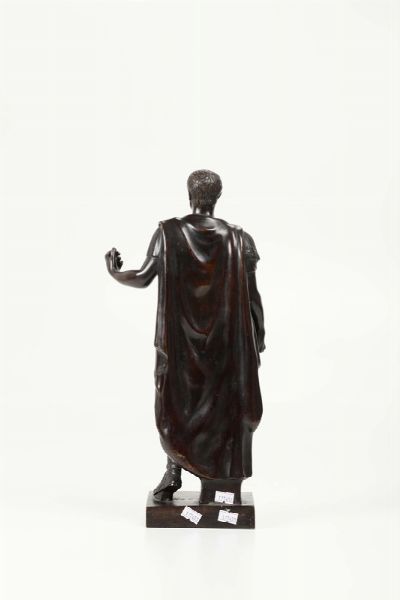 Figura di Cesare in bronzo fuso e patinato. Fonditore del XIX secolo  - Asta Antiquariato - Associazione Nazionale - Case d'Asta italiane