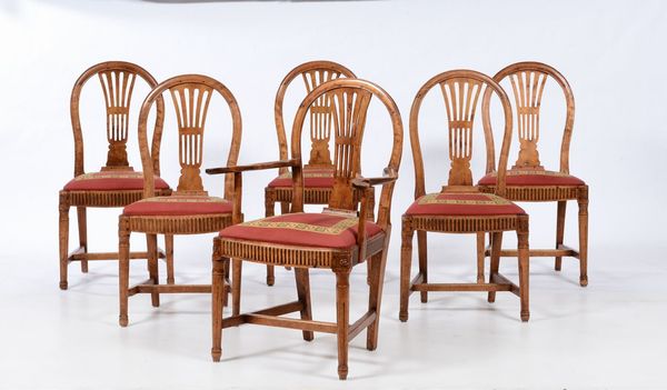 Cinque sedie e una poltrona in legno intagliato, XIX secolo  - Asta Antiquariato - Associazione Nazionale - Case d'Asta italiane