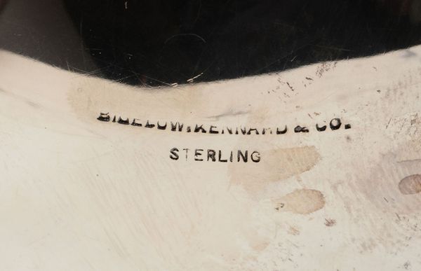Caffettiera in argento sterling fuso e cesellato, Inghilterra XIX-XX secolo  - Asta Antiquariato - Associazione Nazionale - Case d'Asta italiane