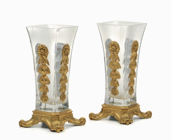 Coppia vasi in cristallo e bronzo dorato, XIX secolo  - Asta Antiquariato - Associazione Nazionale - Case d'Asta italiane