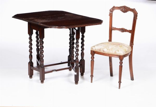 Tavolino a rocchetto a bandelle e sedia, XIX-XX secolo  - Asta Antiquariato - Associazione Nazionale - Case d'Asta italiane