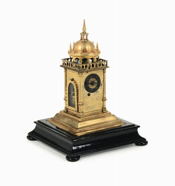 Raro orologio ad edicola cassa in bronzo dorato, Germania Augsburg XVI-XVII secolo  - Asta Antiquariato - Associazione Nazionale - Case d'Asta italiane