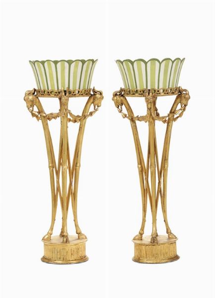 Coppia di fioriere in legno intagliato e dorato, XIX secolo  - Asta Antiquariato - Associazione Nazionale - Case d'Asta italiane