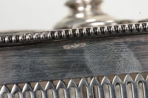Oliera in argento e cristallo, manifattura italiana del XX secolo  - Asta Antiquariato - Associazione Nazionale - Case d'Asta italiane