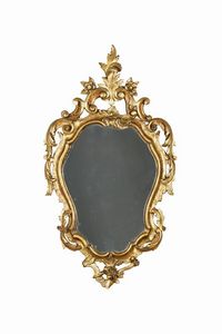 Due specchierine in legno intagliato e dorato, XIX-XX secolo  - Asta Antiquariato - Associazione Nazionale - Case d'Asta italiane
