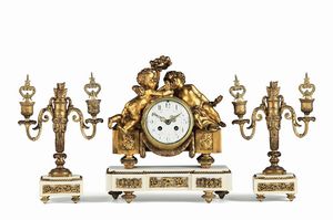 Trittico da camino in bronzo dorato e marmo bianco, Francia  Napoleone III  - Asta Antiquariato - Associazione Nazionale - Case d'Asta italiane