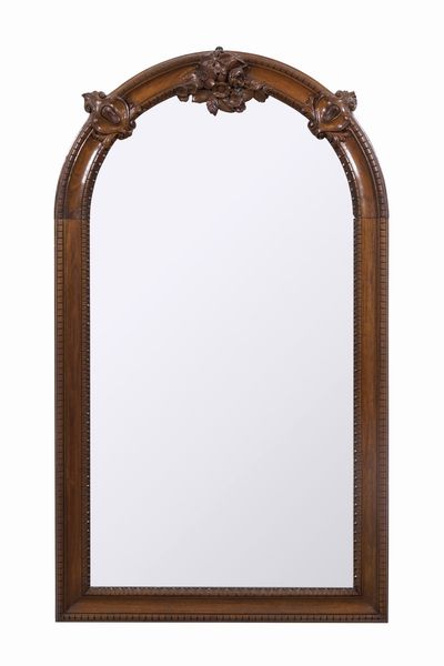 Specchiera Luigi Filippo in noce intagliato  - Asta Antiquariato - Associazione Nazionale - Case d'Asta italiane