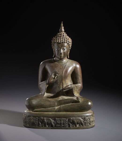 Arte Sud-Est Asiatico : Figura di Buddha in posizione seduta, le mani nel gesto di conciliazione �vitarkamudra�, gli occhi in madreperla.Tailandia XIX sec.  - Asta Asta 470 | ARTE ORIENTALE Online - Associazione Nazionale - Case d'Asta italiane