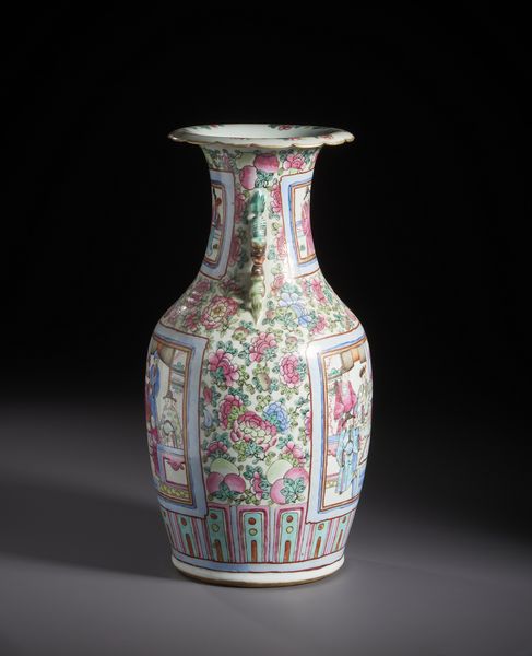 Arte Cinese : Vaso in porcellana abilmente smaltato nei colori della famiglia rosa, stile �Canton�. Cina Dinastia Qing , XIX sec.  - Asta Asta 470 | ARTE ORIENTALE Online - Associazione Nazionale - Case d'Asta italiane