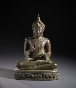 Arte Sud-Est Asiatico - Figura di Buddha in posizione seduta, le mani nel gesto di conciliazione �vitarkamudra�, gli occhi in madreperla.Tailandia XIX sec.