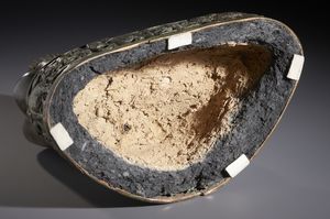 Arte Sud-Est Asiatico : Figura di Buddha in posizione seduta, le mani nel gesto di conciliazione �vitarkamudra�, gli occhi in madreperla.Tailandia XIX sec.  - Asta Asta 470 | ARTE ORIENTALE Online - Associazione Nazionale - Case d'Asta italiane