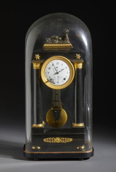 MANIFATTURA FRANCESE DEL XIX SECOLO : Orologio a pendolo in legno ebanizzato e bronzi dorati, quattro colonne a sorreggere il quadrante e la parte superiore, sormontata da figura di Arianna addormentata  - Asta Asta 469 | ARTE ANTICA E DEL XIX SECOLO Online - Associazione Nazionale - Case d'Asta italiane